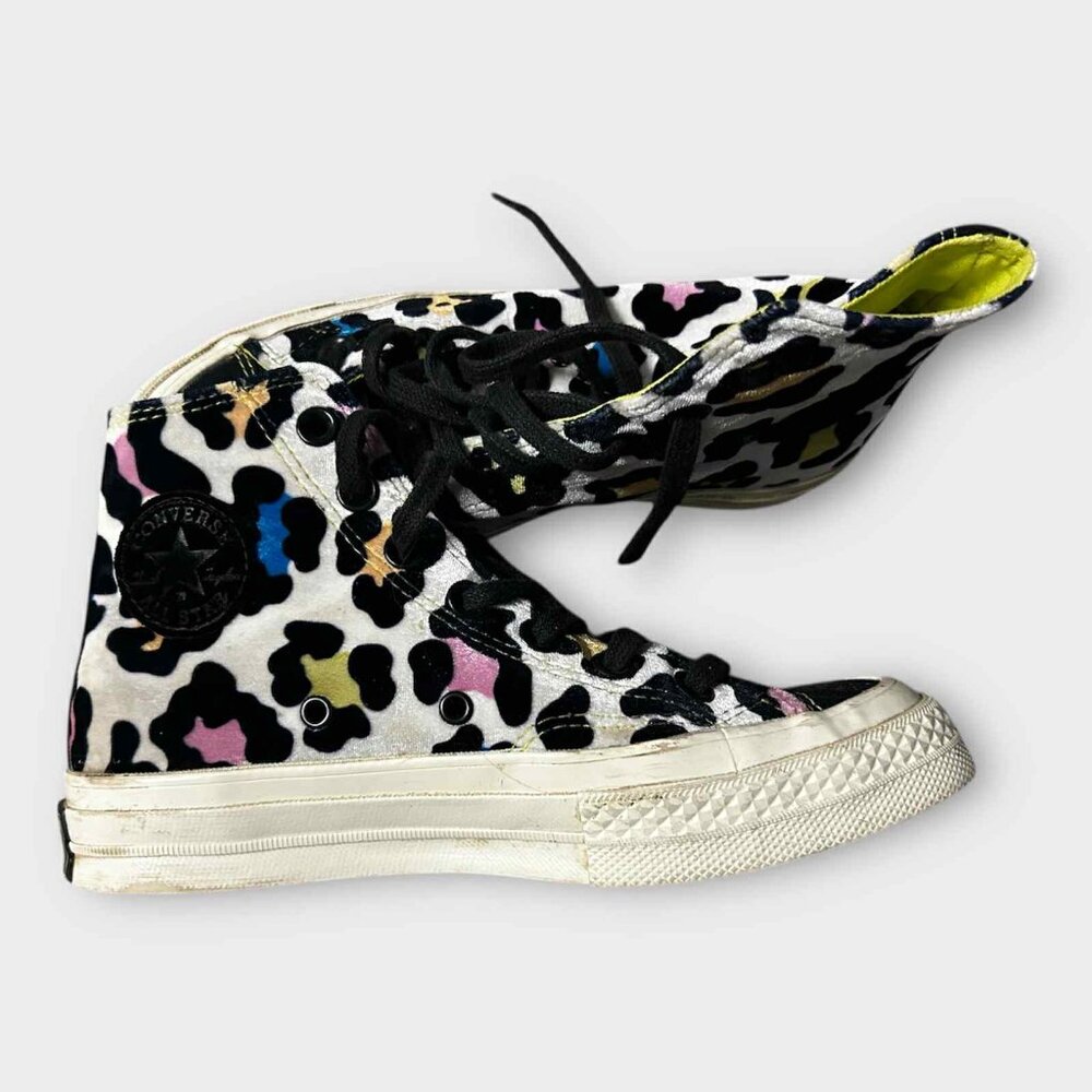 Converse Chuck Taylor All Star Velvet Leopard Print High Tops – Women’s 5.5 / 36